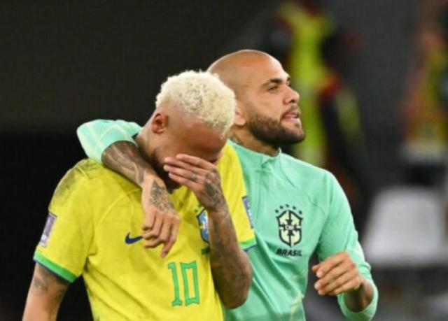 乐鱼电竞-前妻和律师联手阻阿尔维斯出狱 不让内马尔帮他？